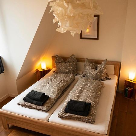 Woelkchen - Wohnung Mit Balkon, Holzdielen & Tv Bremerhaven Buitenkant foto