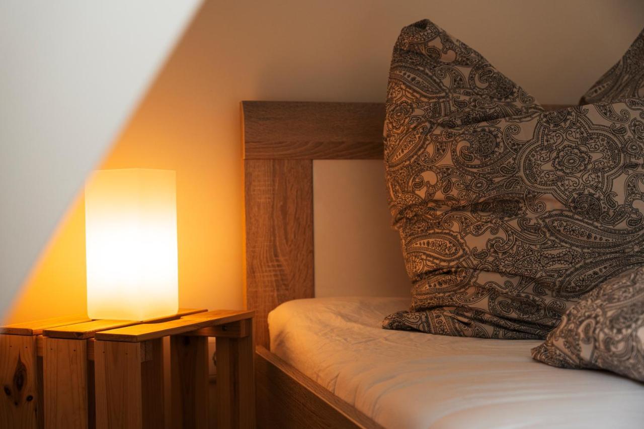 Woelkchen - Wohnung Mit Balkon, Holzdielen & Tv Bremerhaven Buitenkant foto