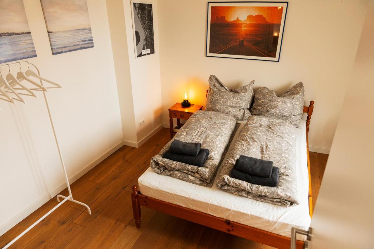 Woelkchen - Wohnung Mit Balkon, Holzdielen & Tv Bremerhaven Buitenkant foto
