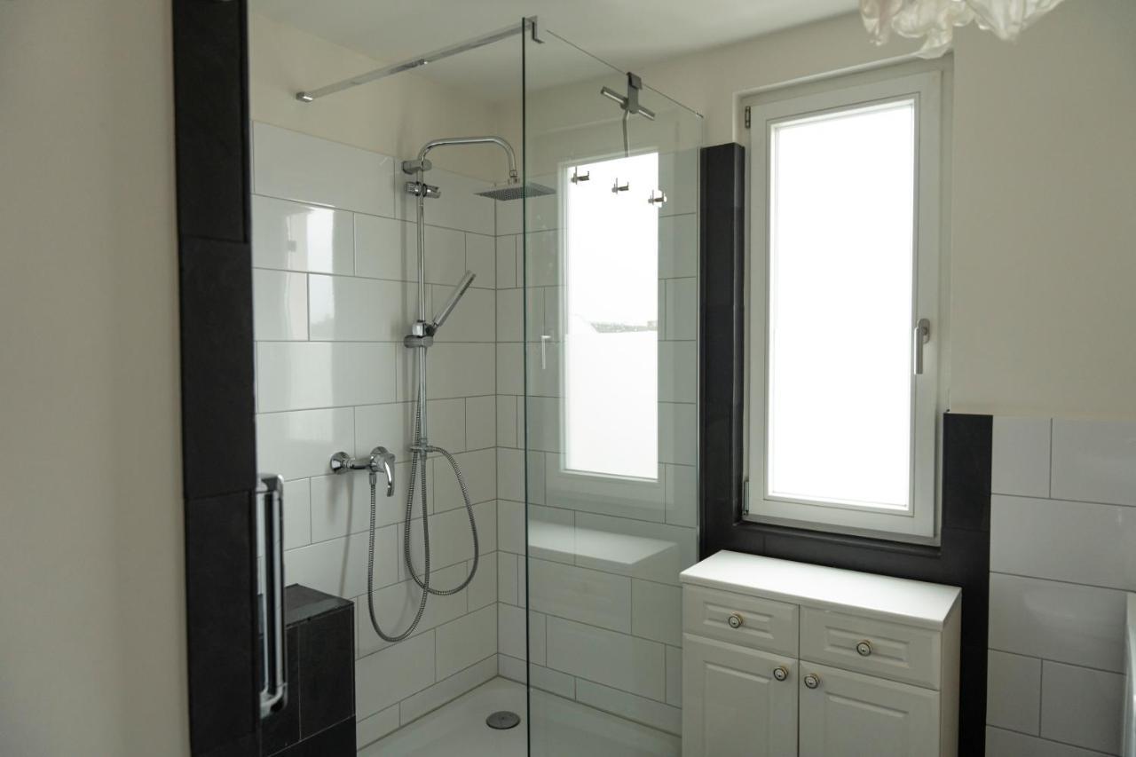 Woelkchen - Wohnung Mit Balkon, Holzdielen & Tv Bremerhaven Buitenkant foto